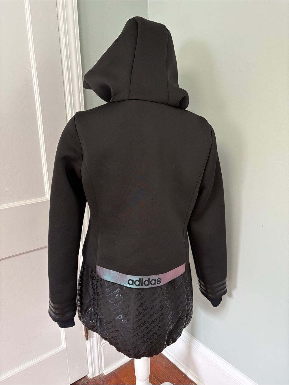 adidas Black Hooded Utility Jacket Quilted Logo Hem Scuba Size Small Oversized - Picture 4 of 7
